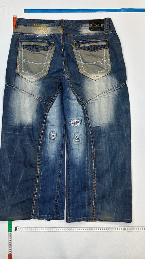Baggy jeans