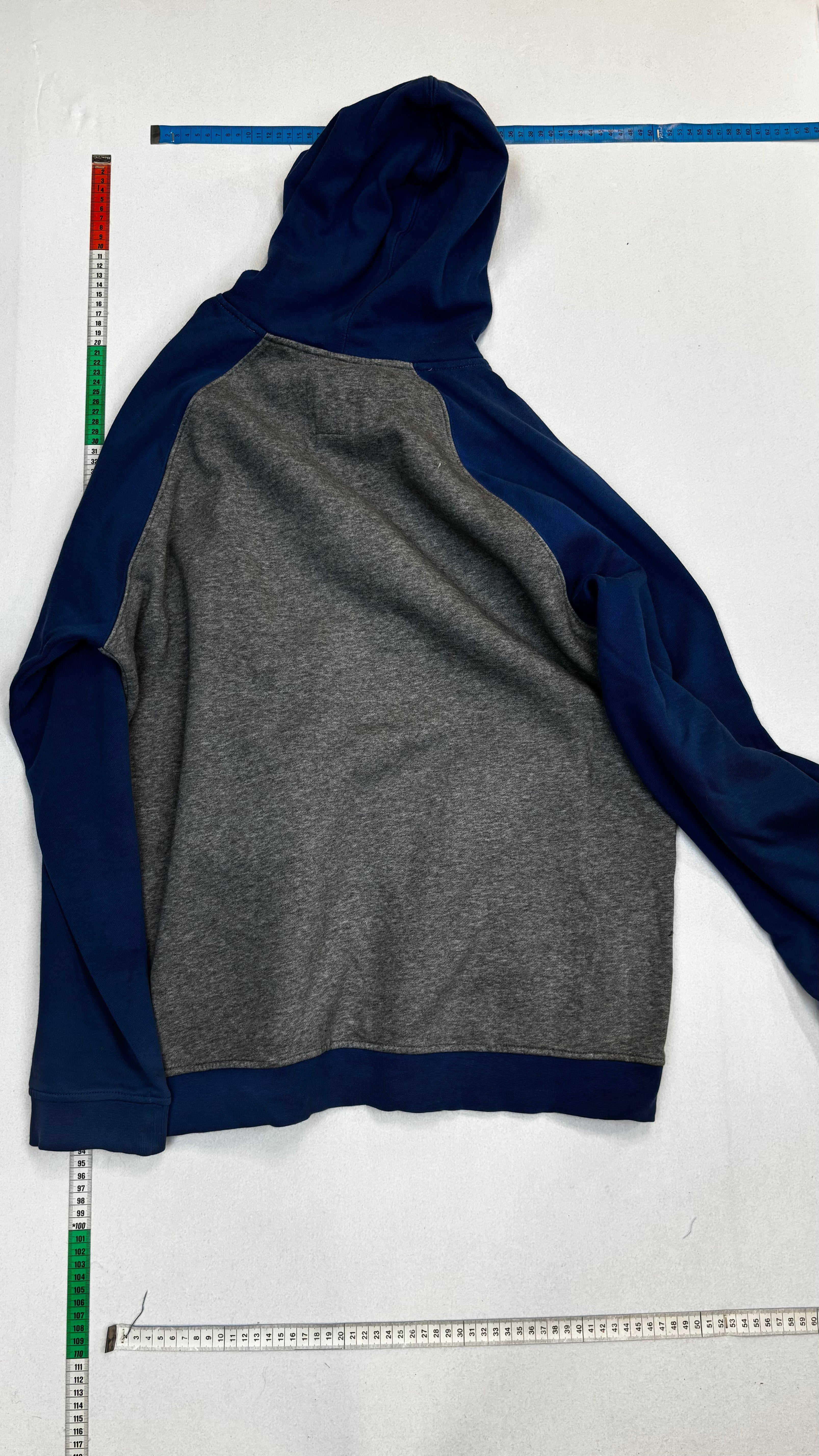 Etnies hoodie