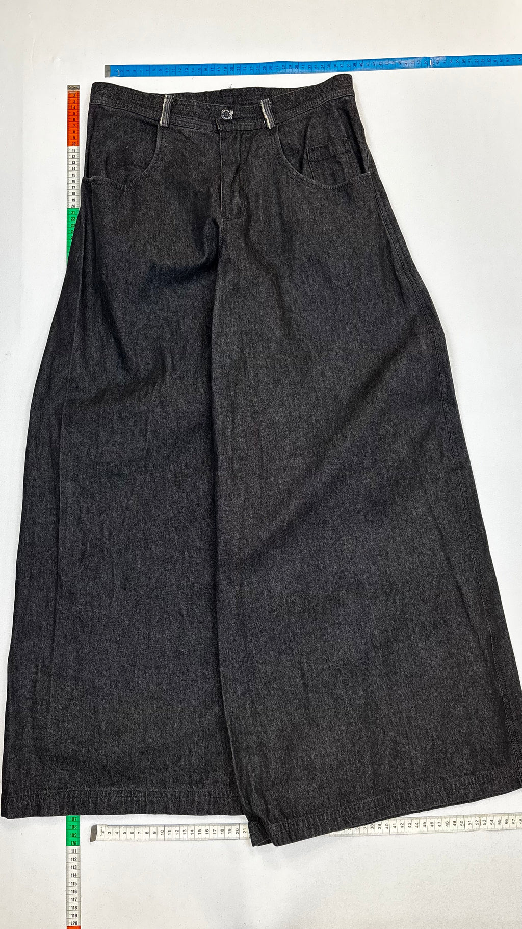 Black baggy jeans