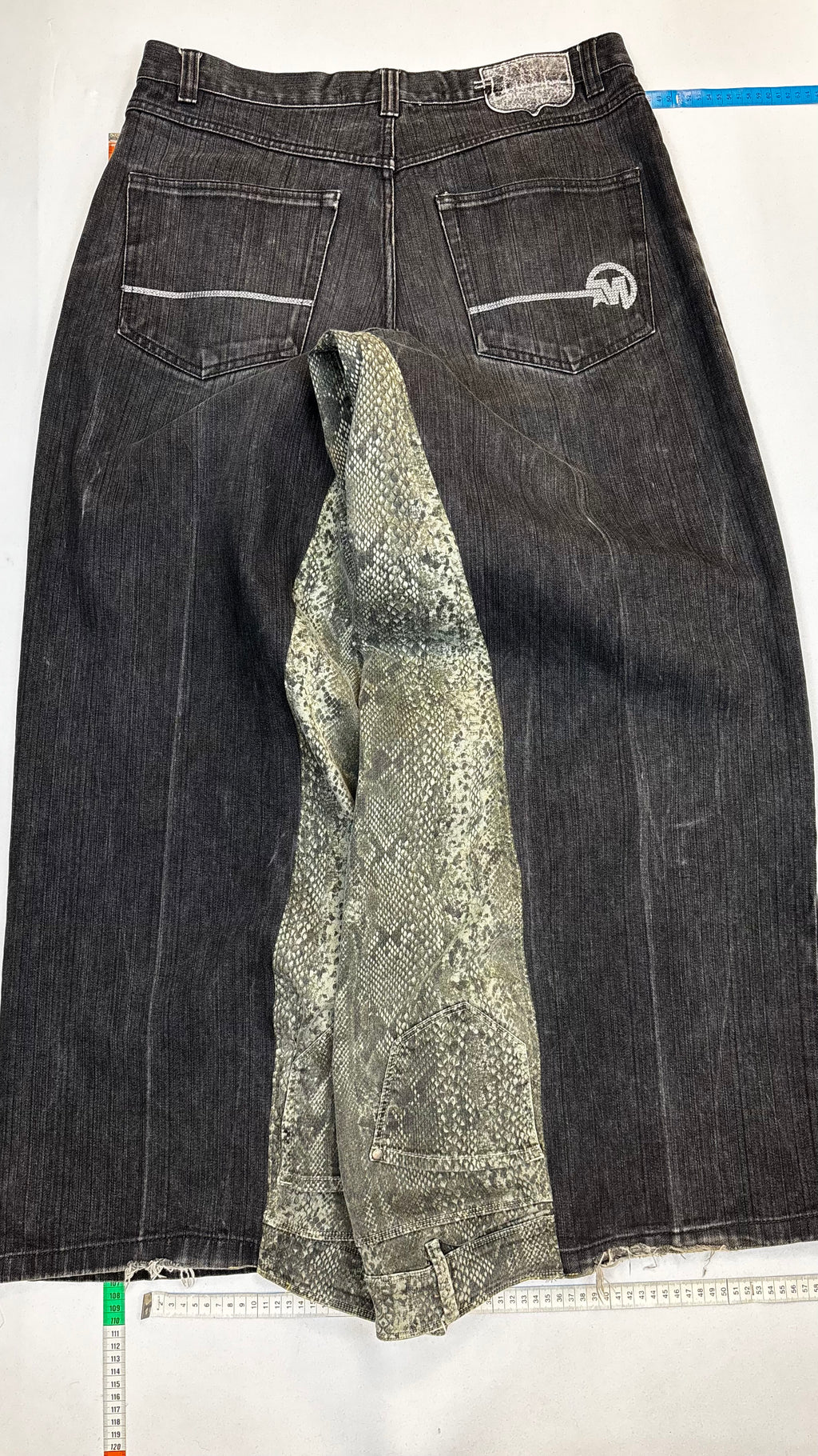 Mecca baggy jeans