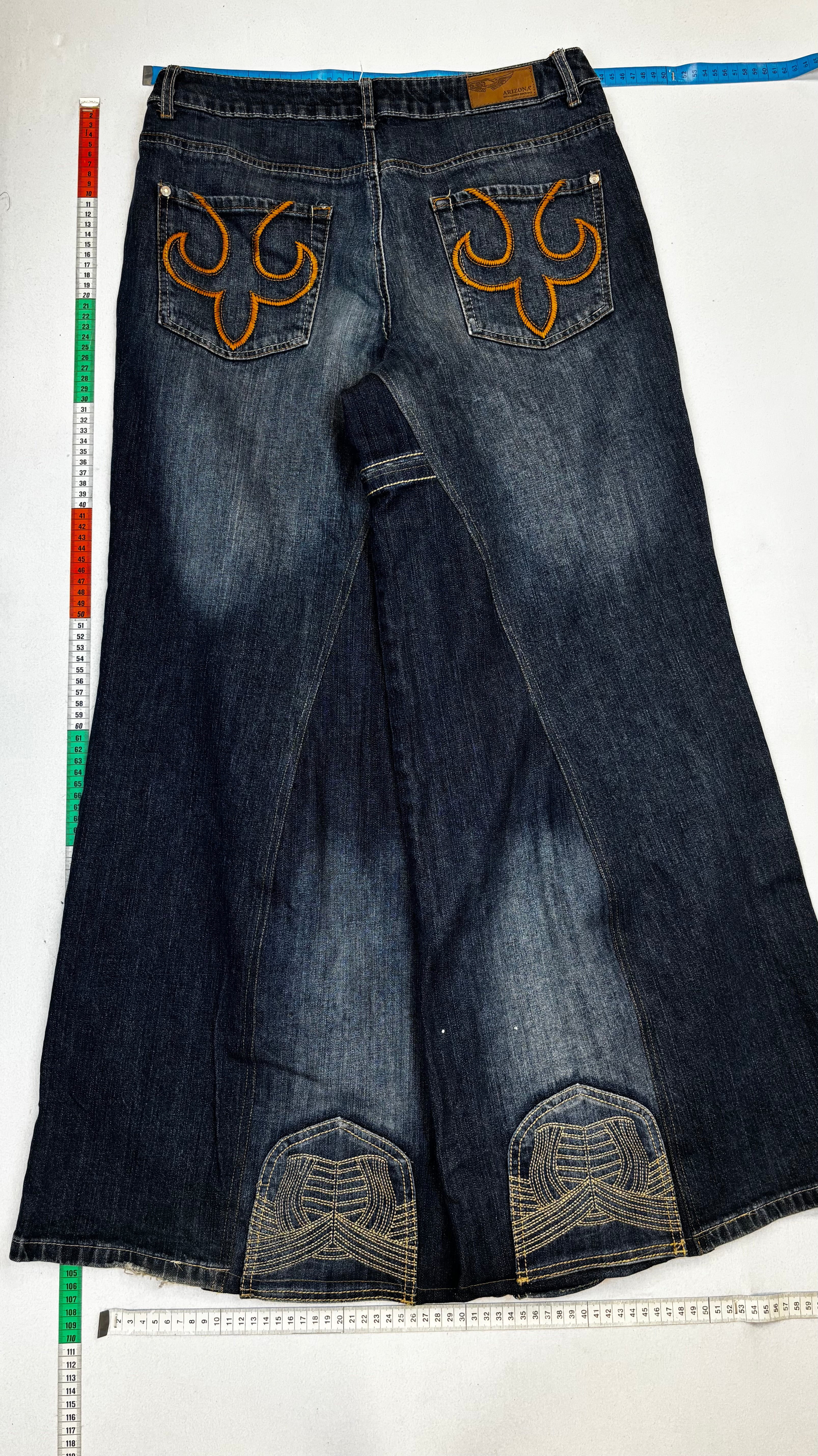 Flared jeans