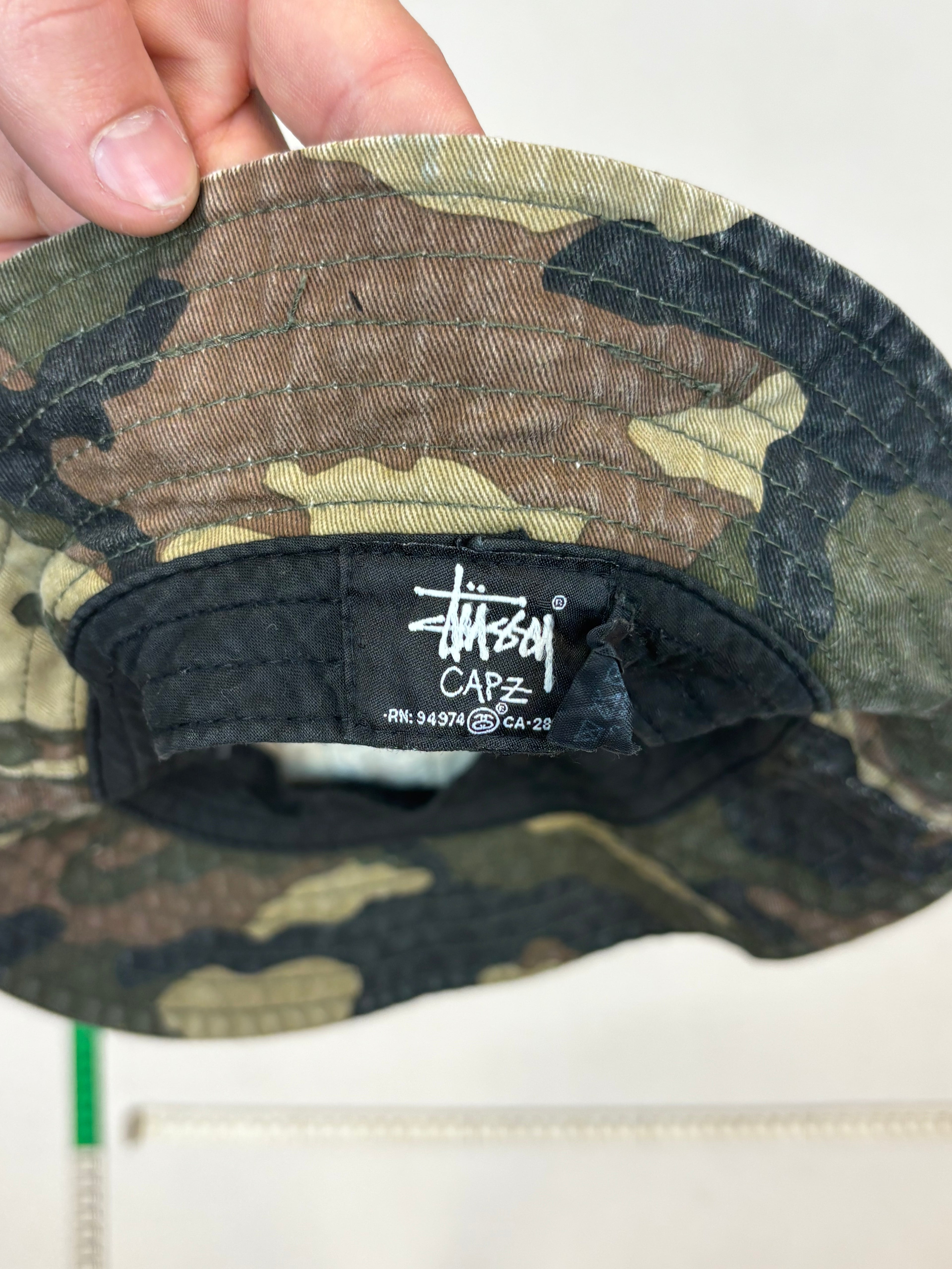 Stussy camo buckethat