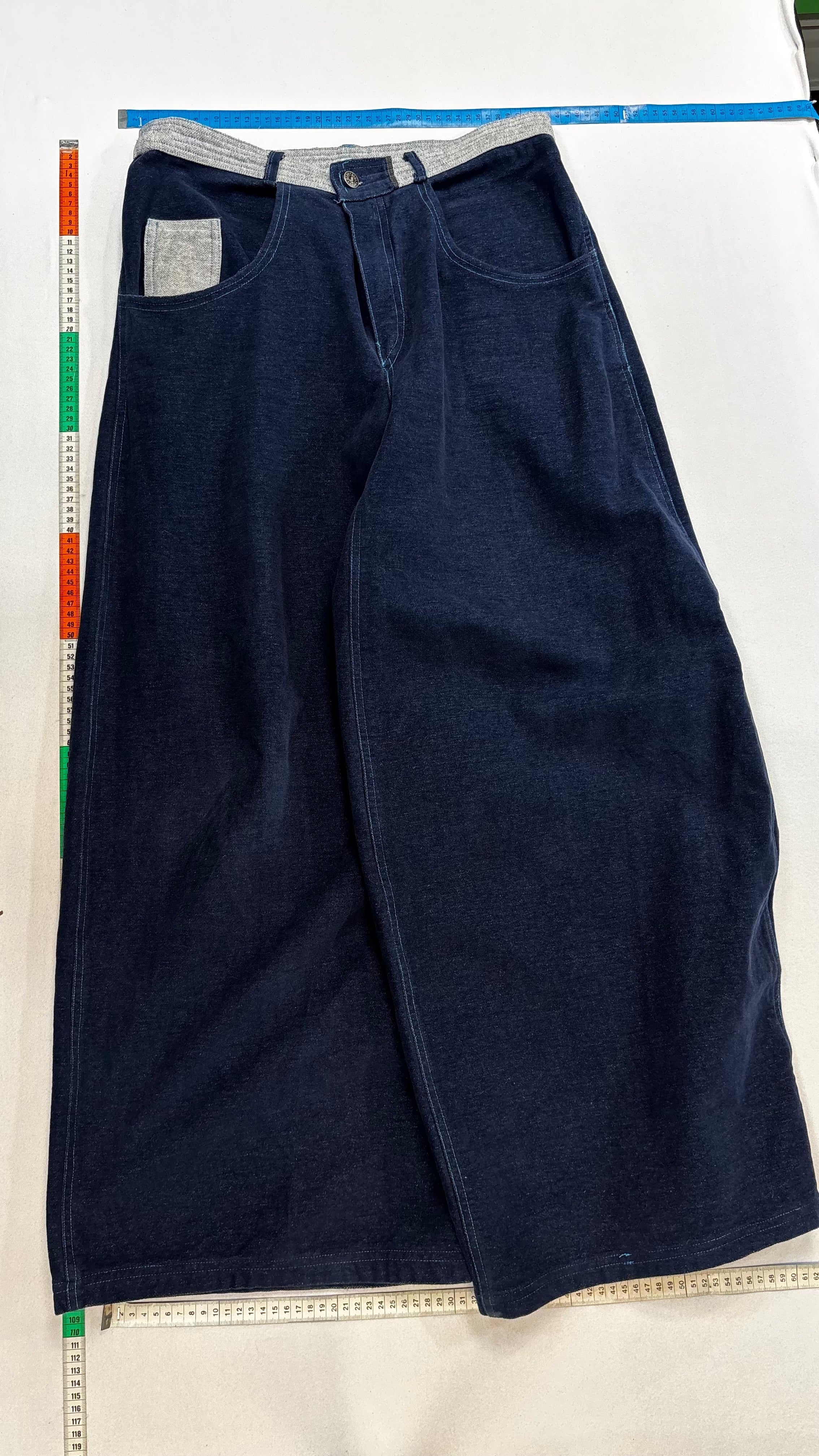 Baggy jeans