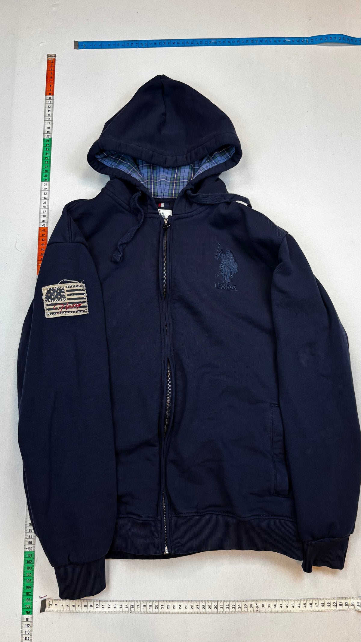 Polo assasin hoodie