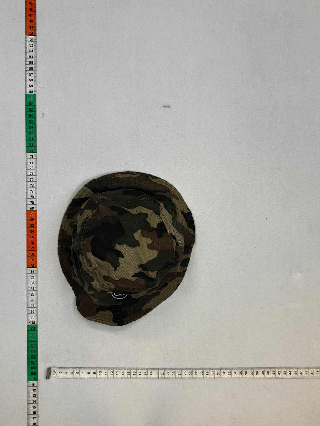 Stussy camo buckethat