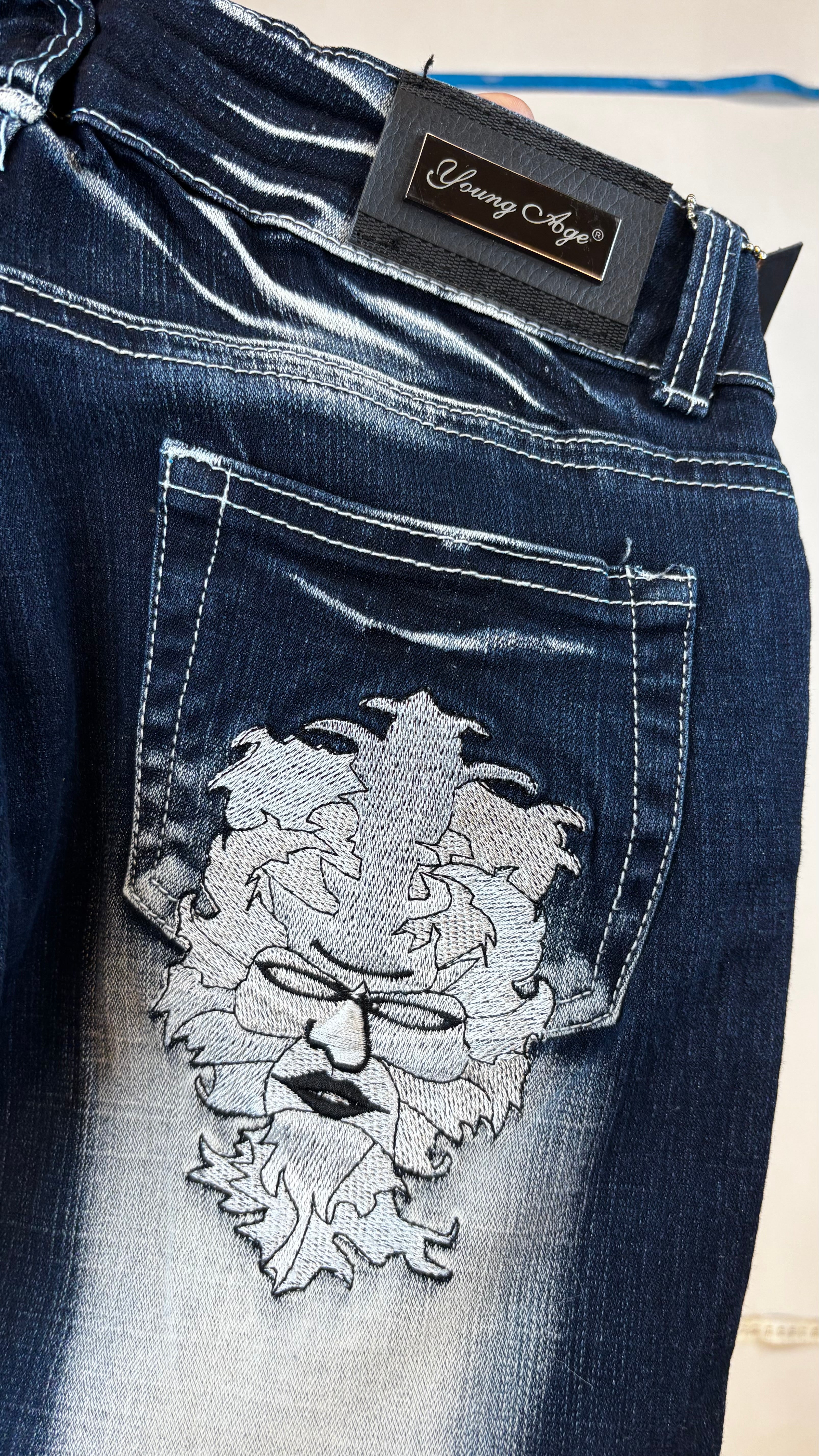 Young age bootcut jeans