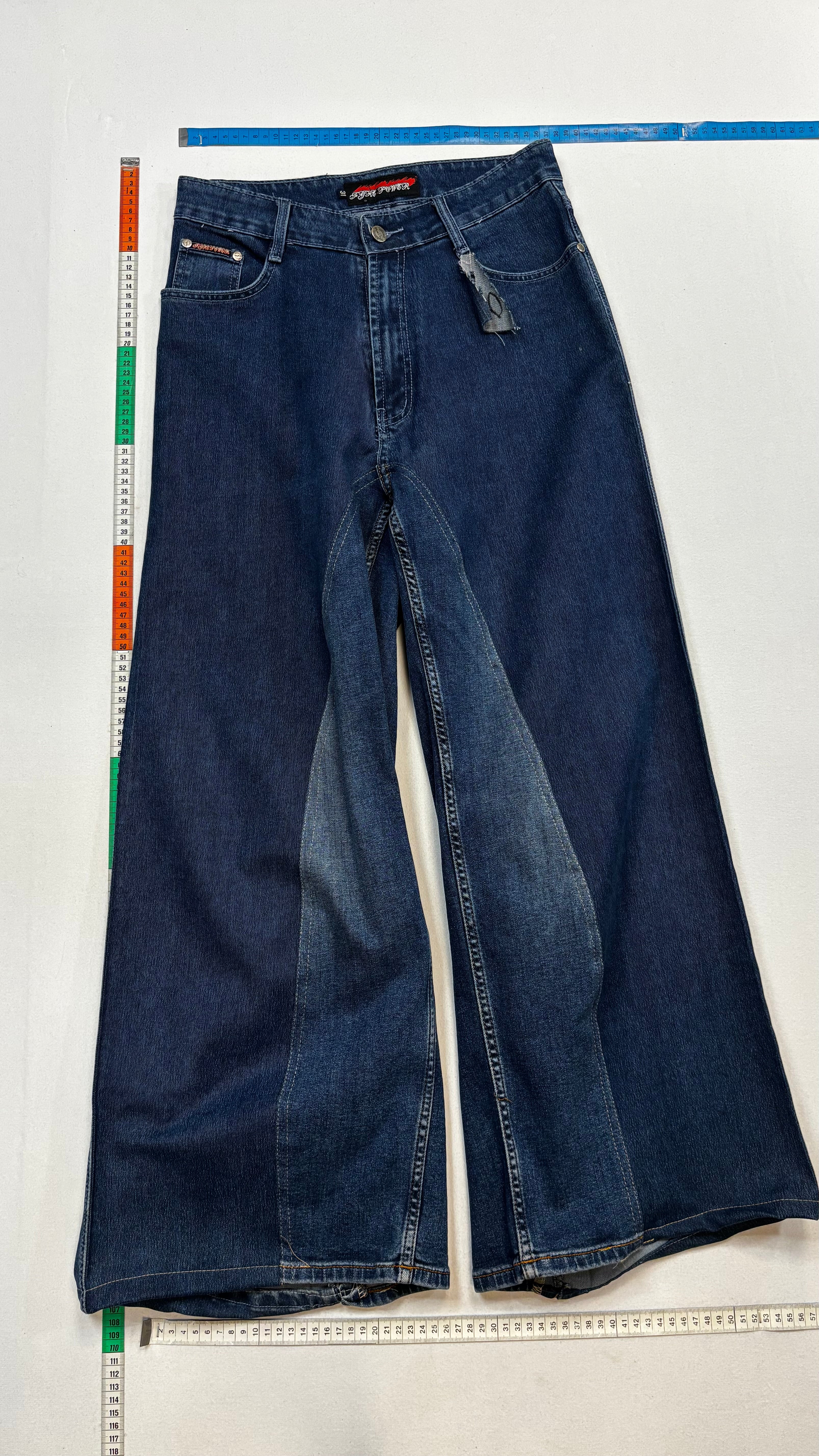 Baggy jeans