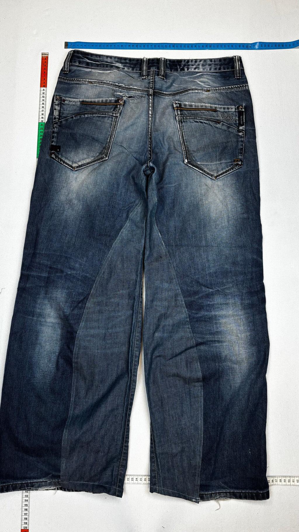 Baggy jeans