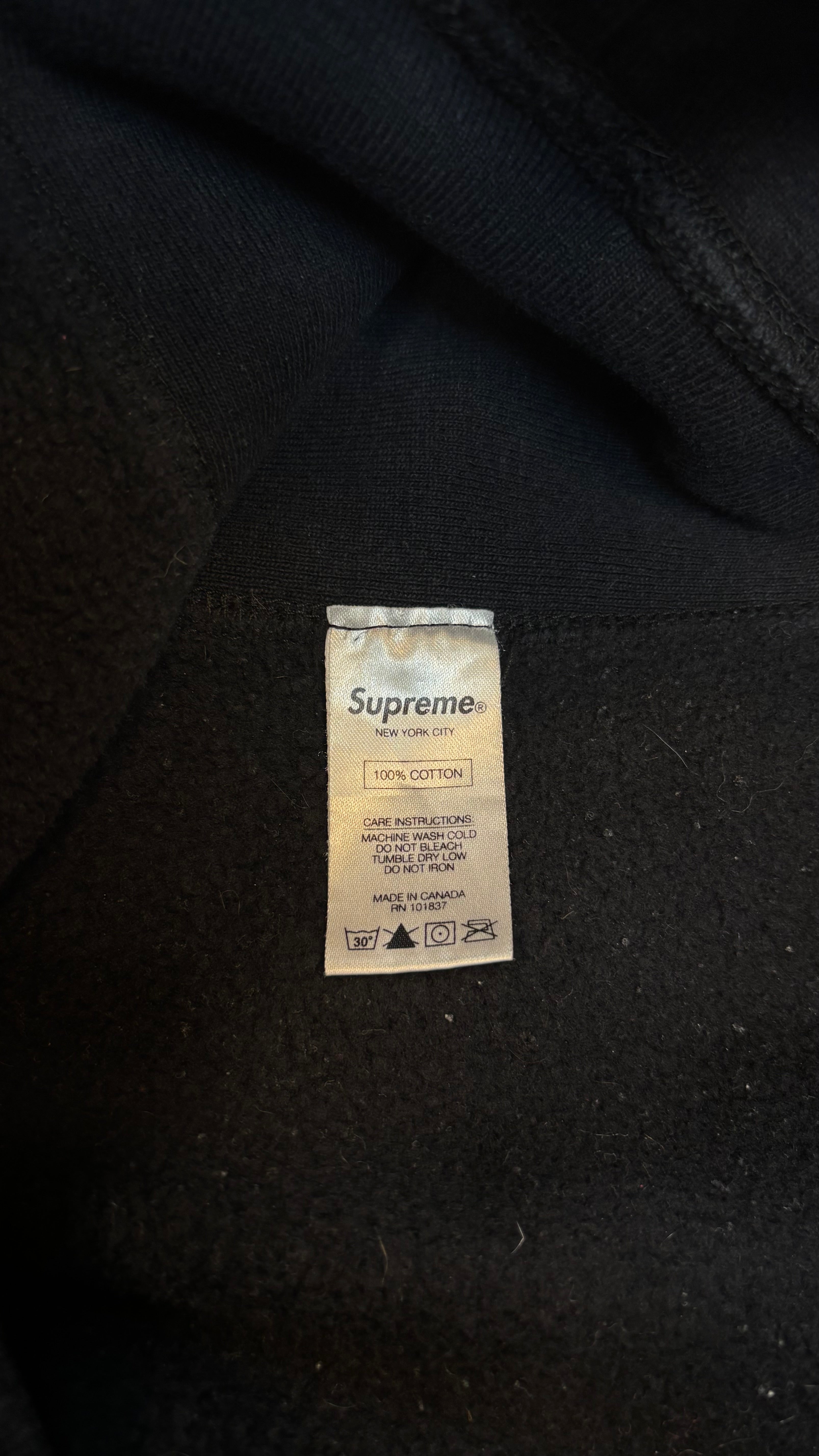 Supreme hoodie