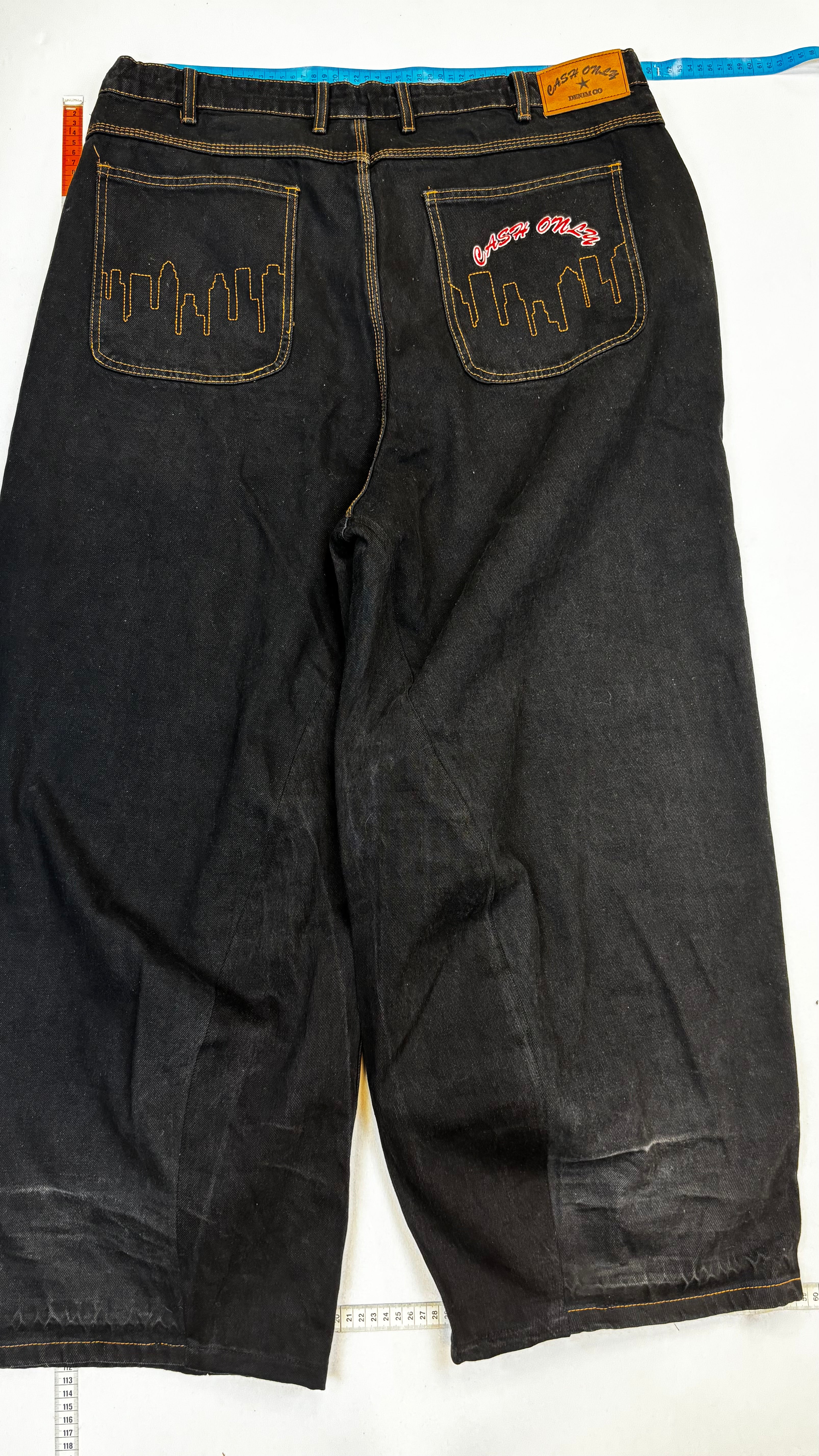 Baggy jeans