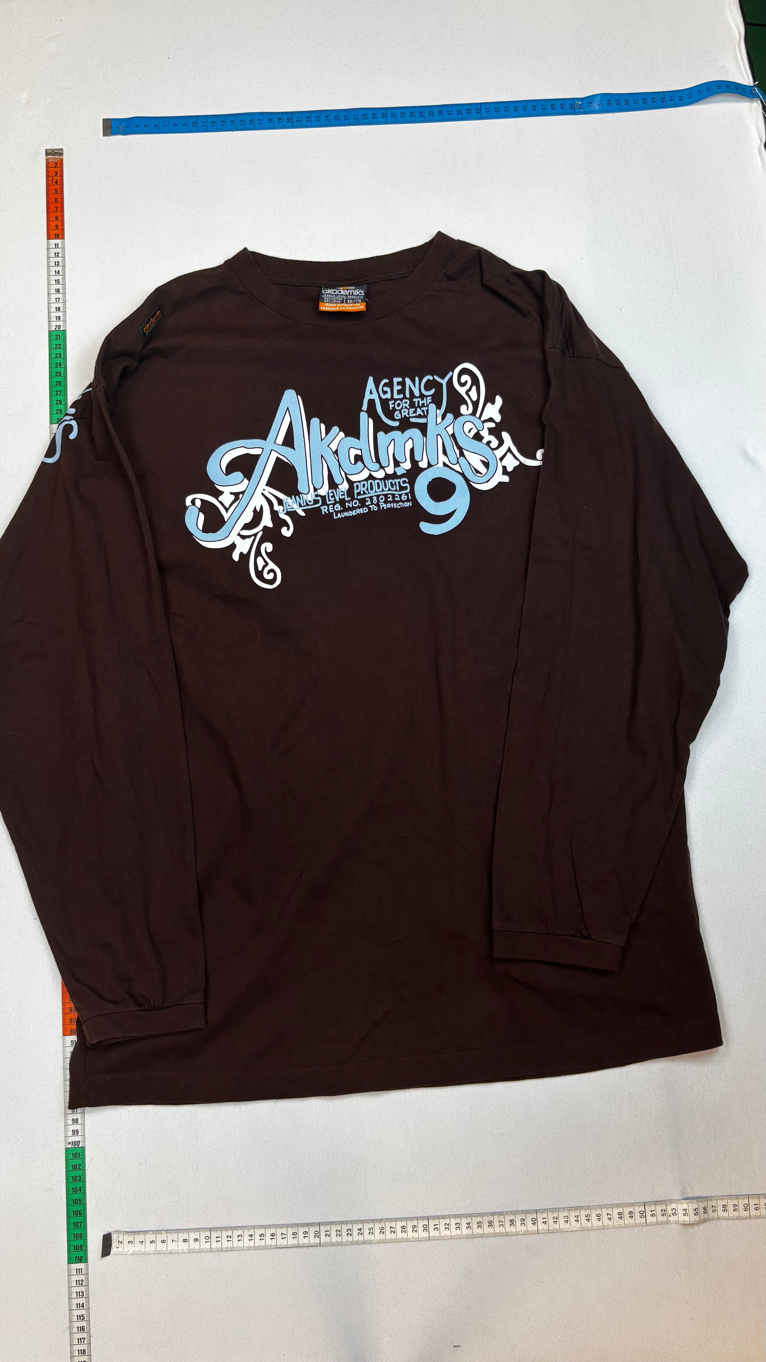 Akademiks longsleeve
