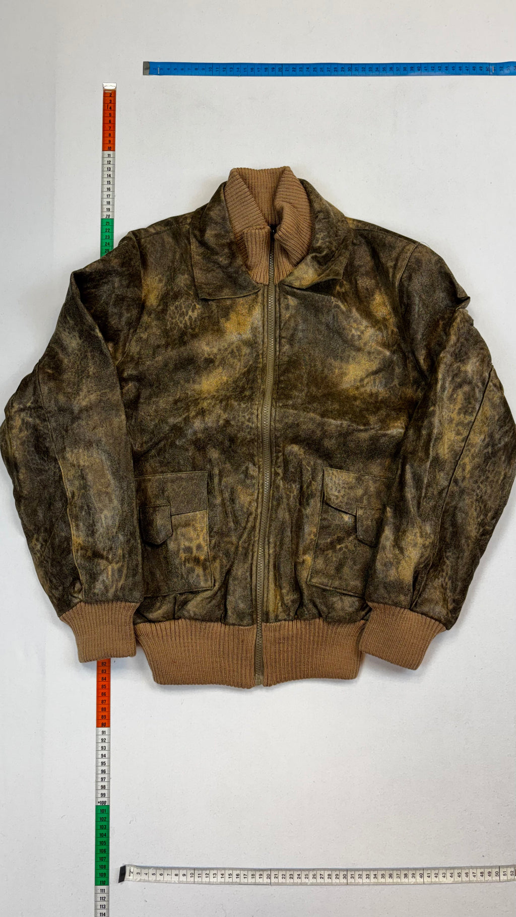 Weird bomber