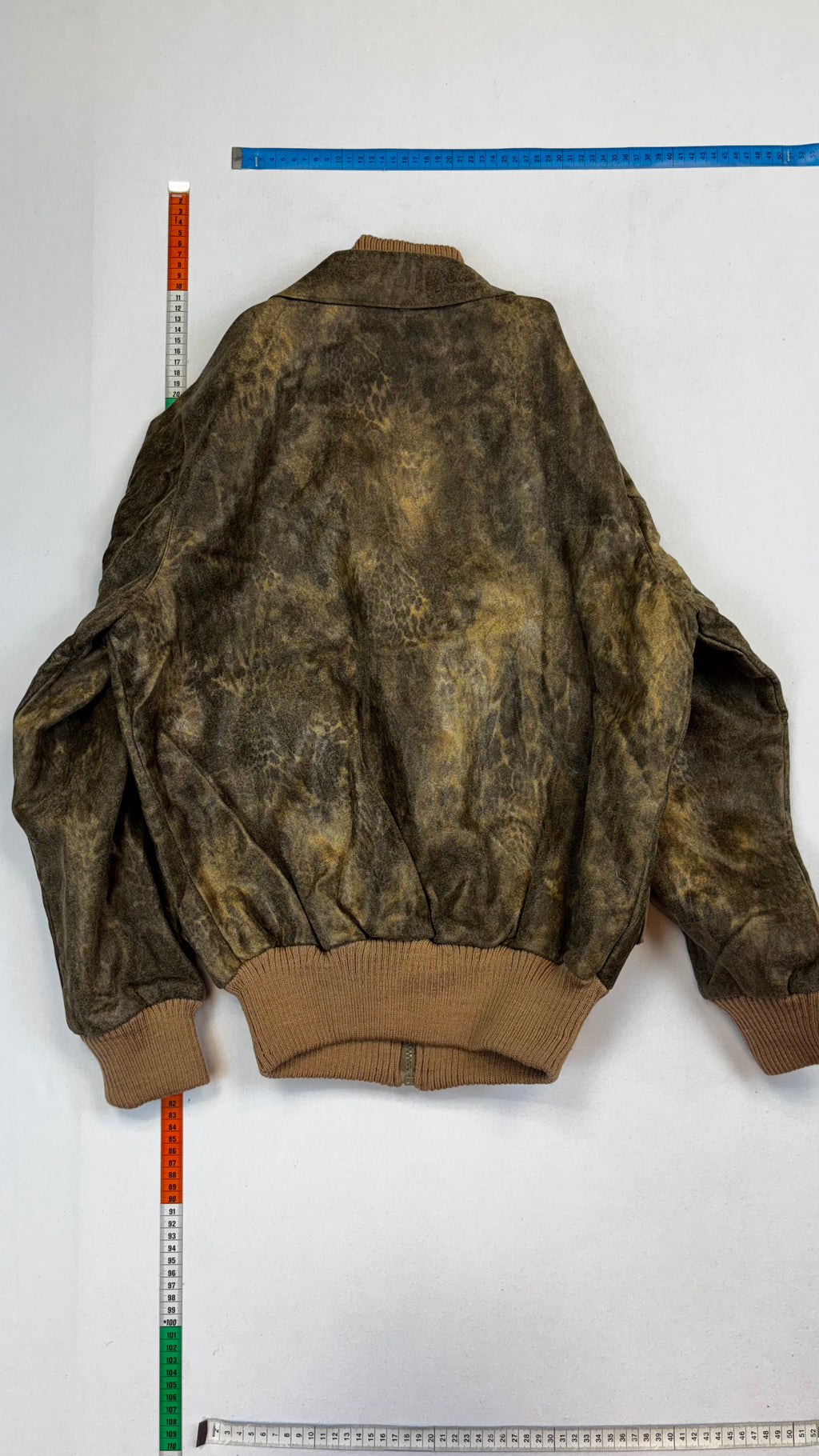 Weird bomber