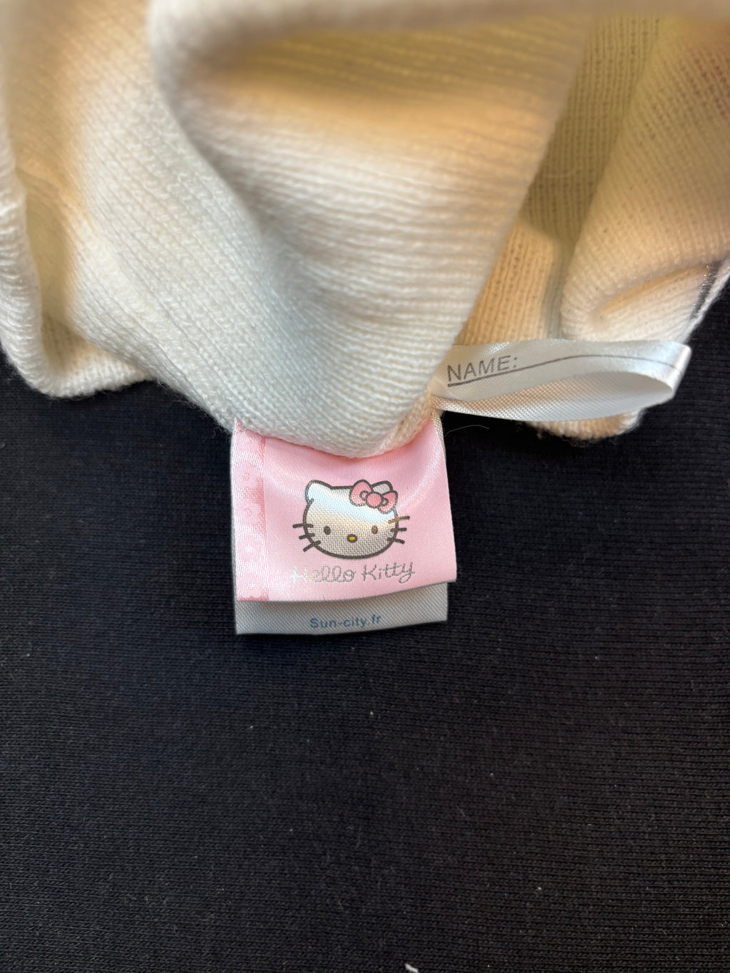Hello kitty pipo